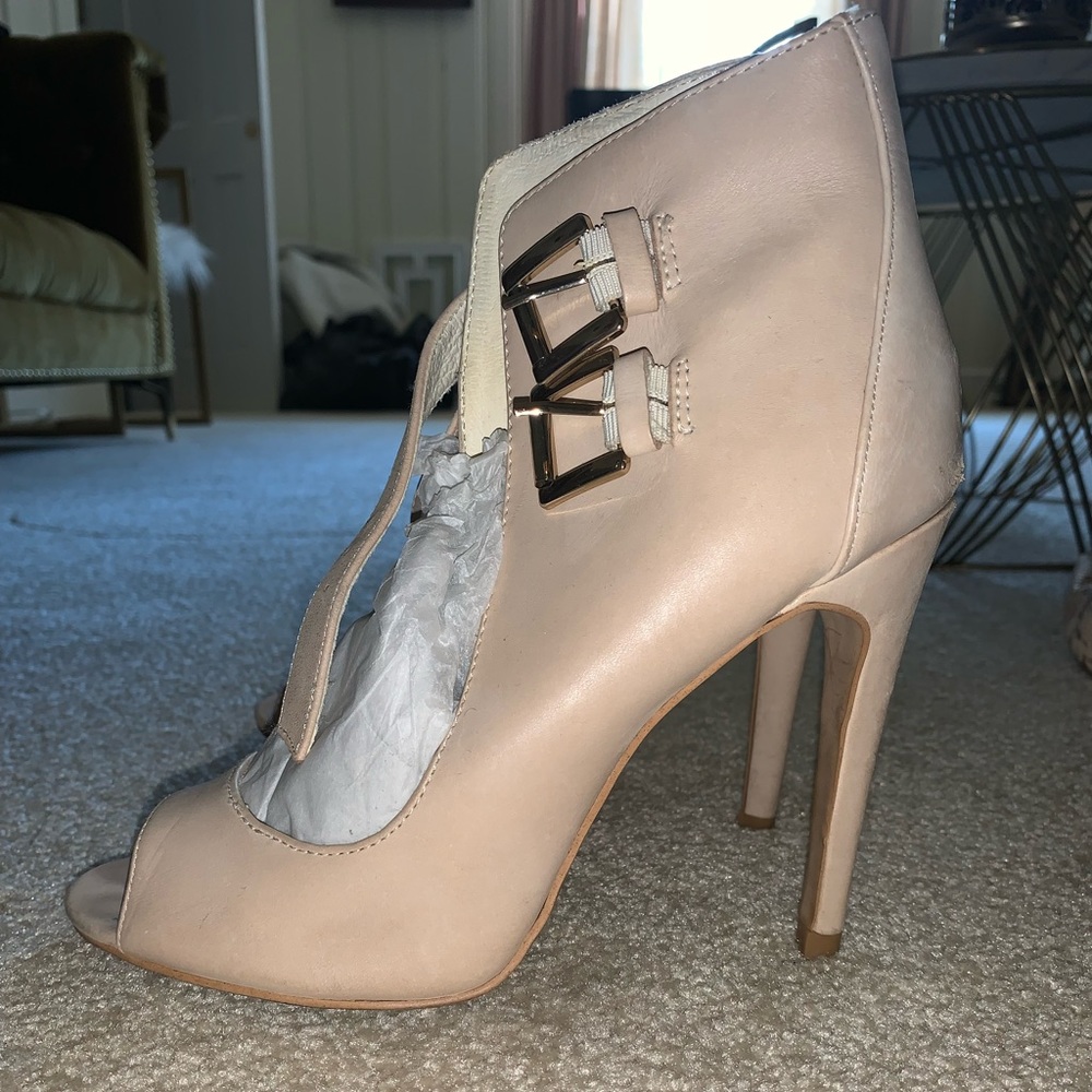 Bone colored aldo heels